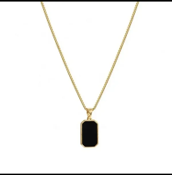 Gold_Alloy_Pendant_Necklace_For_Women