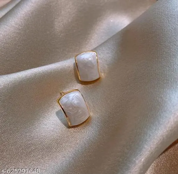 Gold_Alloy_Earrings_For_Women_Pack_Of_2