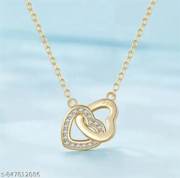 Gold_Alloy_Pendant_Necklace_For_Women