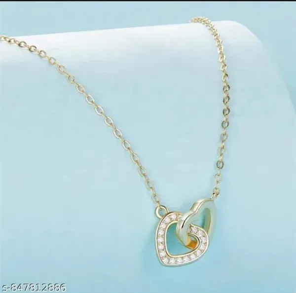Gold_Alloy_Pendant_Necklace_For_Women
