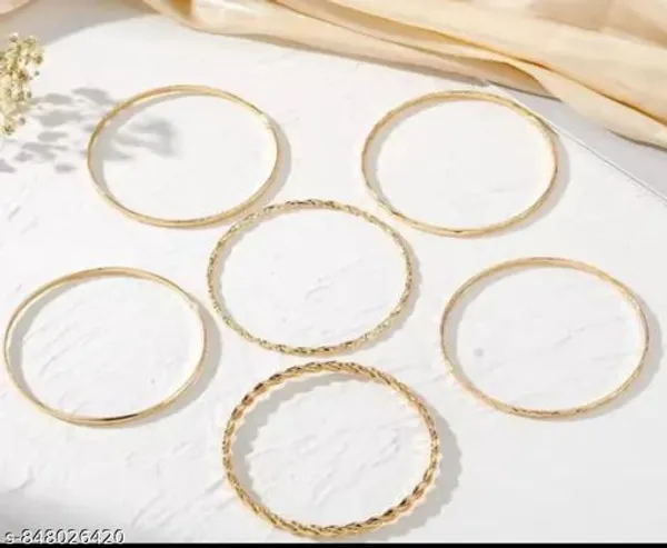 Gold_Alloy_Bracelet_For_Women