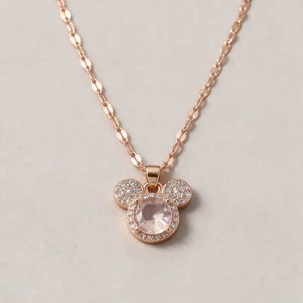 Gold_Alloy_Pendant_Necklace_For_Women