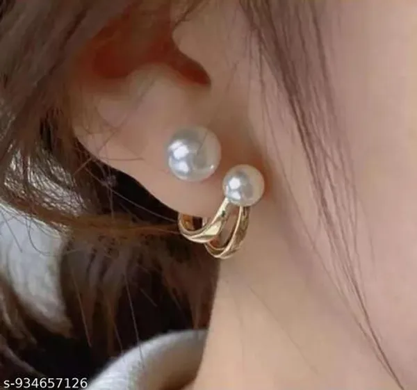 Gold_Alloy_Earrings_For_Women
