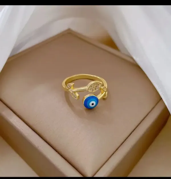 Gold_Alloy_Rings_For_Women