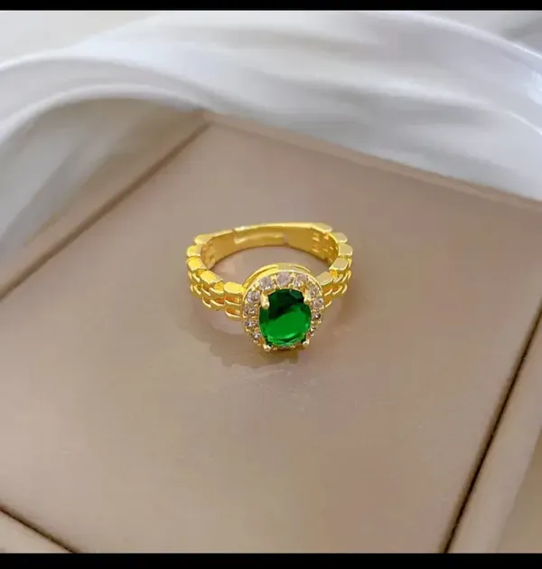 Gold_Alloy_Rings_For_Women