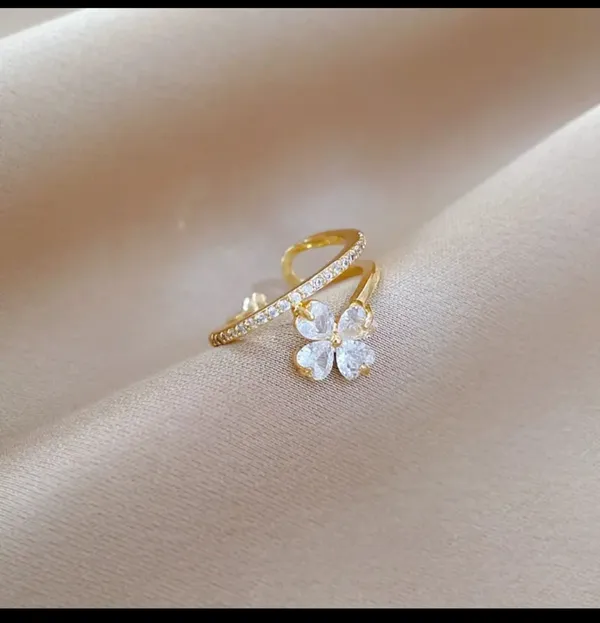 Gold_Alloy_Rings_For_Women