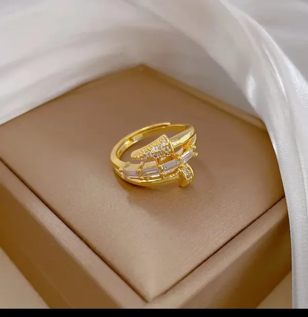 Gold_Alloy_Rings_For_Women