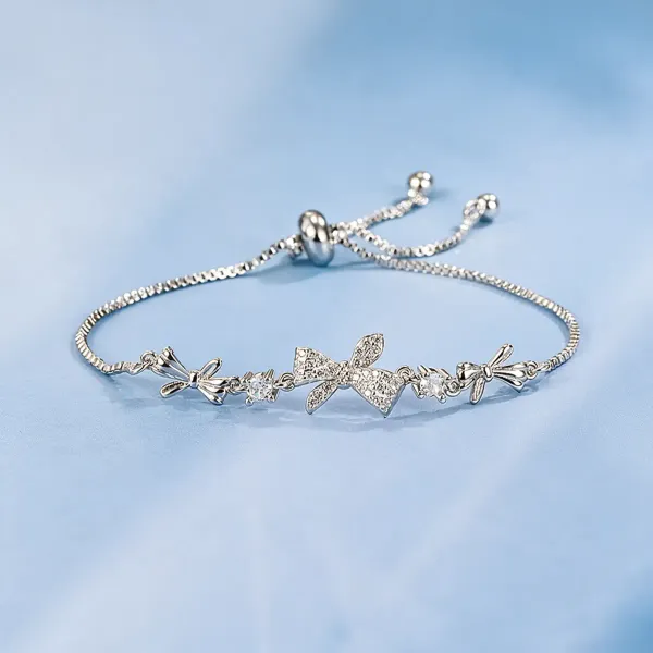 Silver_Alloy_Bracelet_For_Women
