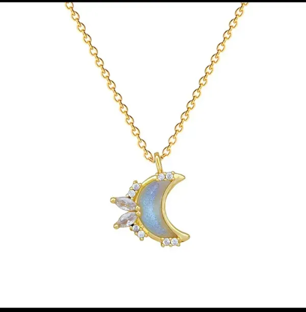 Gold_Alloy_Pendant_Necklace_Set_For_Women