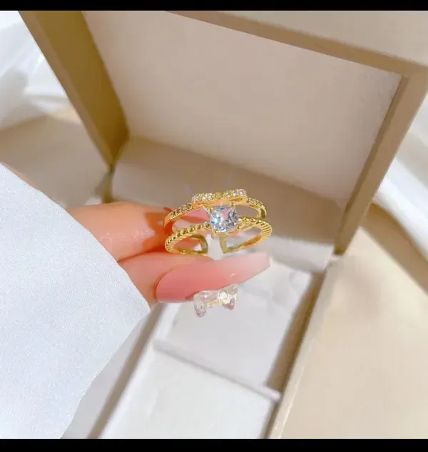 Gold_Alloy_Rings_For_Women