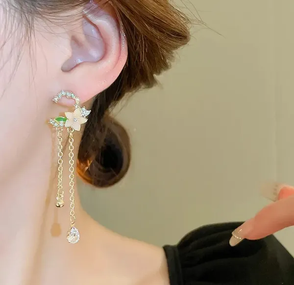 Elegant_Floral_Crystal_Hoop_Drop_Earrings_For_Women_Gold_Tone_Rhinestone_Flower_Chain_Statement_Jewellery_For_Party_Wedding_Festive_And_Special_Occasion_Wear
