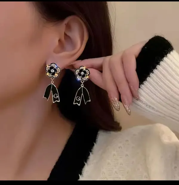 Gold_Tone_Floral_Earrings_With_Black_Enamel_And_Clear_Stones_For_Women_Party_And_Everyday_Wear