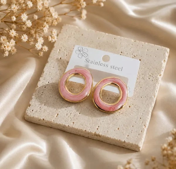 Elegant_Pink_Enamel_Round_Stud_Earrings_For_Women_Gold_Tone_Open_Circle_Design_Stylish_Minimalist_Fashion_Jewellery_For_Party_Office_Festive_And_Everyday_Wear