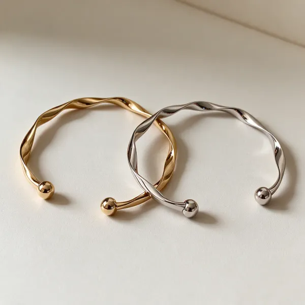 Gold_And_Silver_Alloy_Bracelet_For_Women