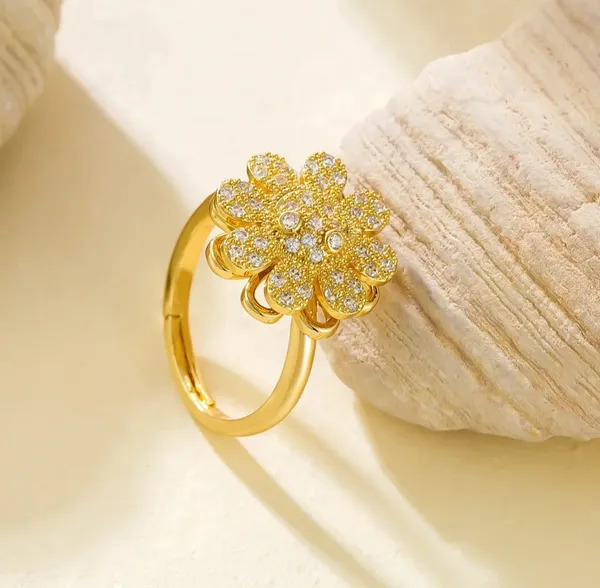 Gold_Alloy_Rings_For_Women