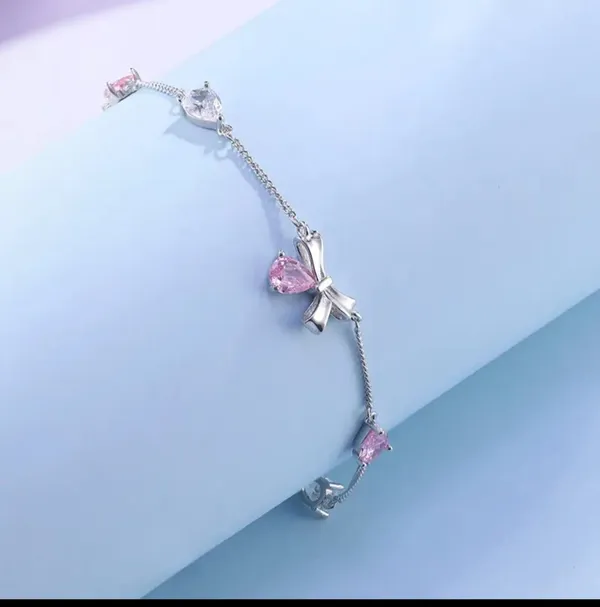 Silver_Alloy_Bracelet_For_Women