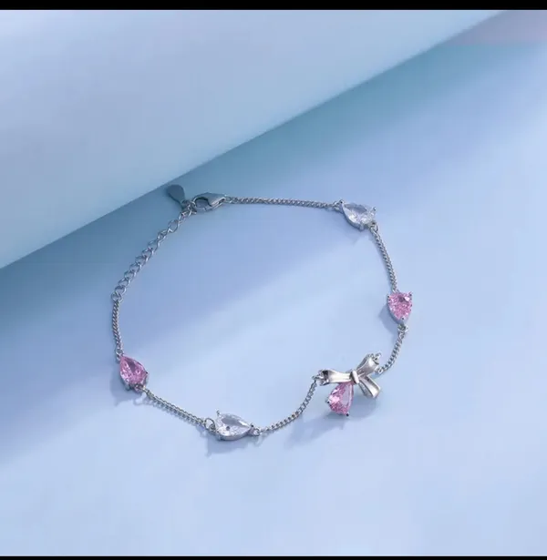 Silver_Alloy_Bracelet_For_Women