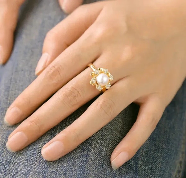 Gold_Alloy_Rings_For_Women