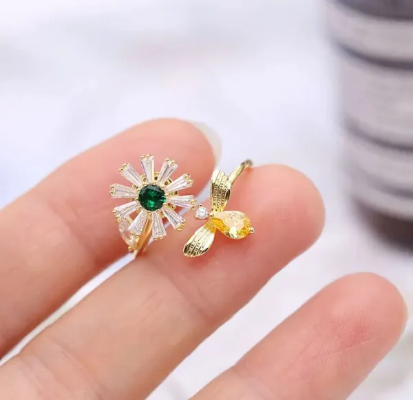 Gold_Alloy_Rings_For_Women