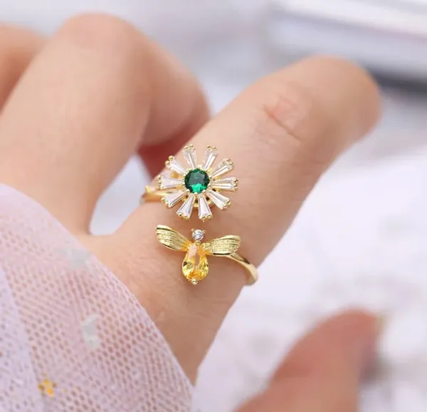 Gold_Alloy_Rings_For_Women