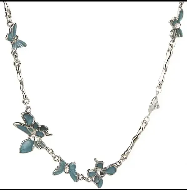 Silver_Alloy_Bracelet_For_Women