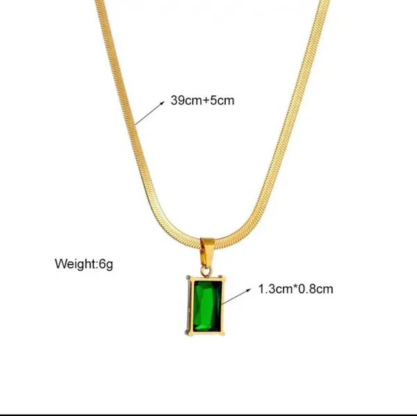 Gold_Alloy_Pendant_Necklace_Set_For_Women
