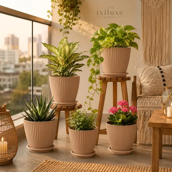 Plastic_Planter_With_Drainage_Tray