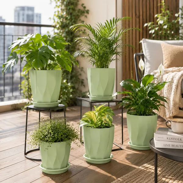 Plastic_Plant_Pot_With_Drain_Tray