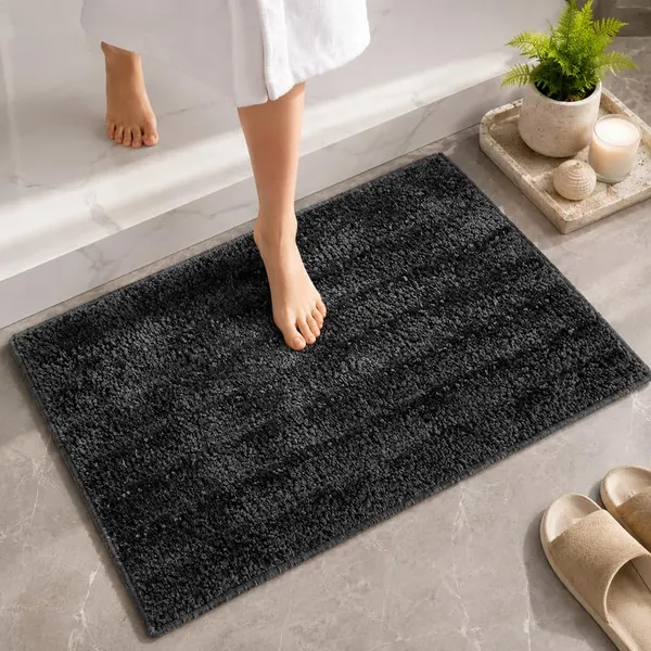 Microfiber_Bath_Mat_With_Anti_Slip_Backing