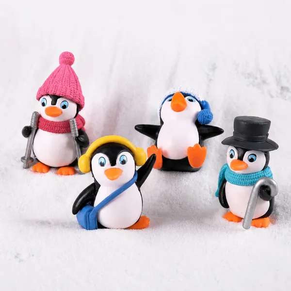 Penguin_Figurine