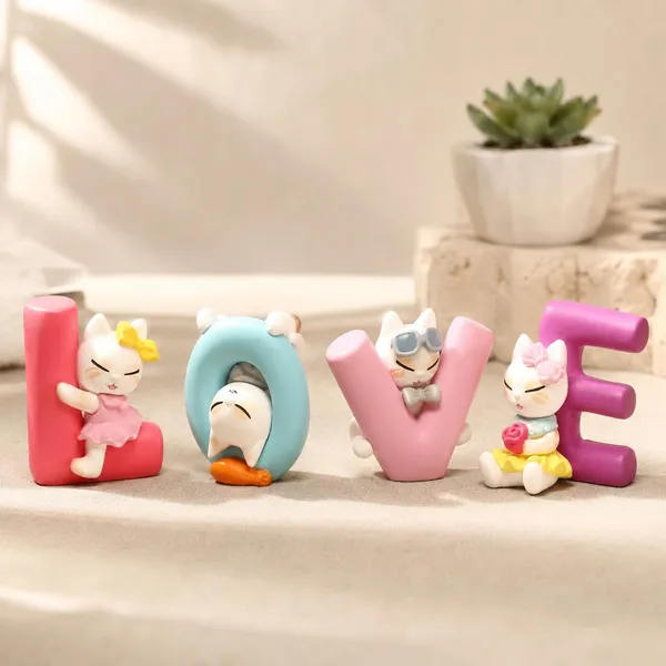 Cat_Figurine_Set