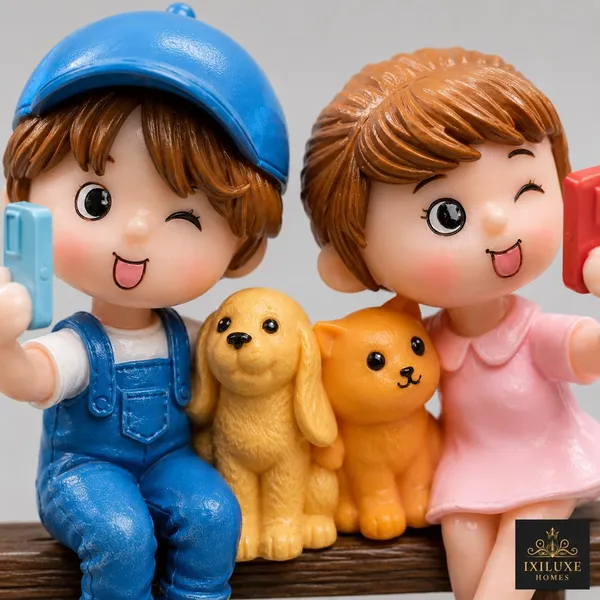 Polyresin_Couple_Figurines_With_Pets_-_Pack_of_2