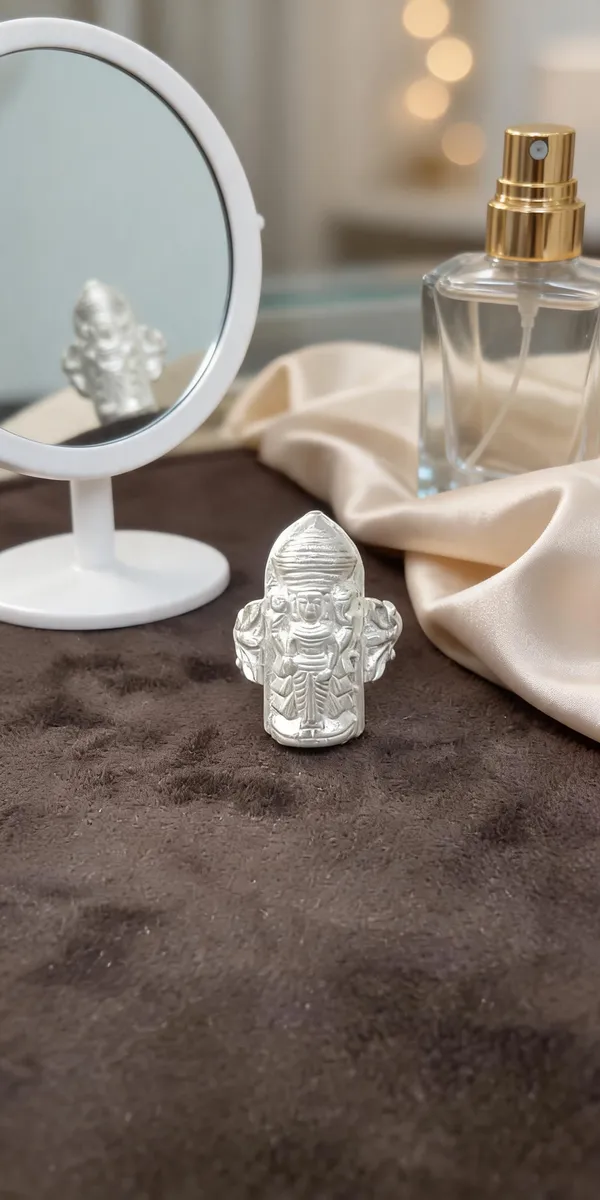 Silver_Metal_Sculpted_Ganesha_Religious_Ring_For_Unisex