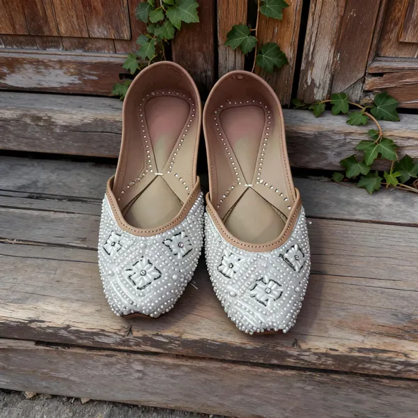 Womens_Genuine_Leather_Jutti