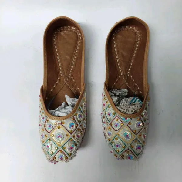 Womens_Genuine_Leather_Jutti