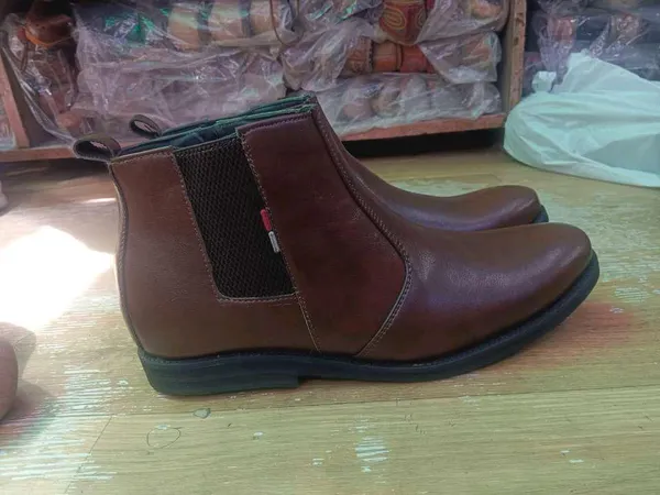 Mens_Genuine_Leather_Chelsea