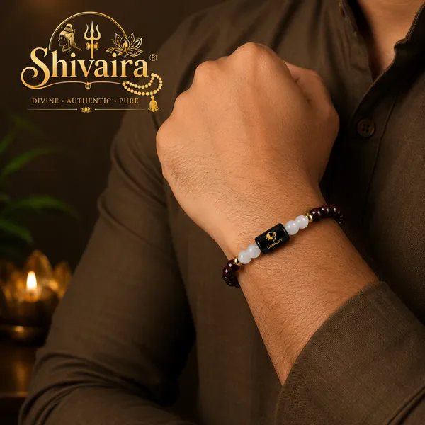Capricorn_(Makkar_Rashi)_Zodiac_Bracelet_with_Raw_Selenite_Charging_Plate