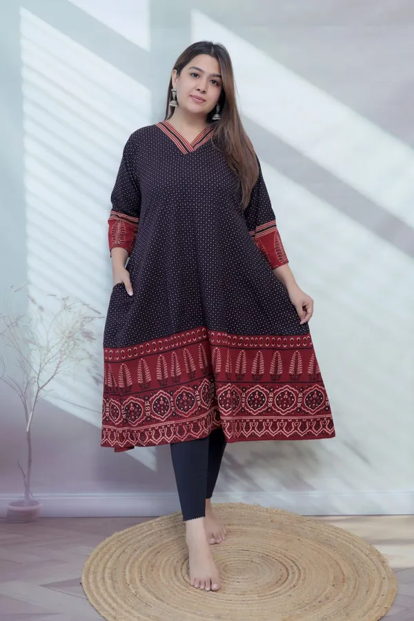 Vaani_Black_Cotton_Blockprint_V_Neck_A_line_Kurta