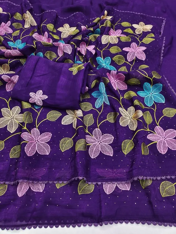 Viscos_Crunchy_Silk_Fabric_with_Fancy_Floral_Design_Embroidery_Thread_Work_With_Blouse