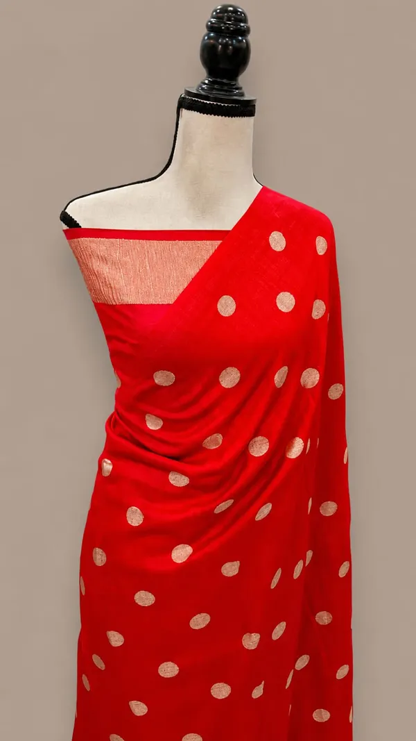 Red_Woven_Polka_Dot_Saree_for_Women