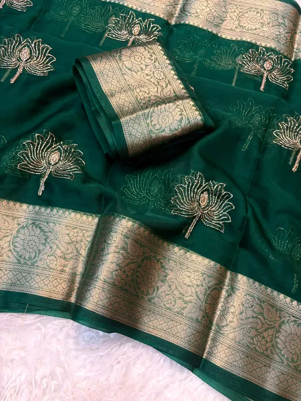 Green_Kanchipuram_Golden_Organza_Tissue_With_Jacquard_Border_With_Beautiful_Beads_Worked_Lotus