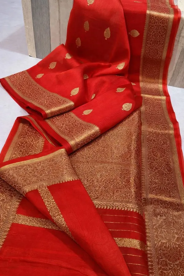 Orange_Banarasi_Kora_Silk_Sarees_Copper_Zari_Weaving_Boota_Body_Jamawork