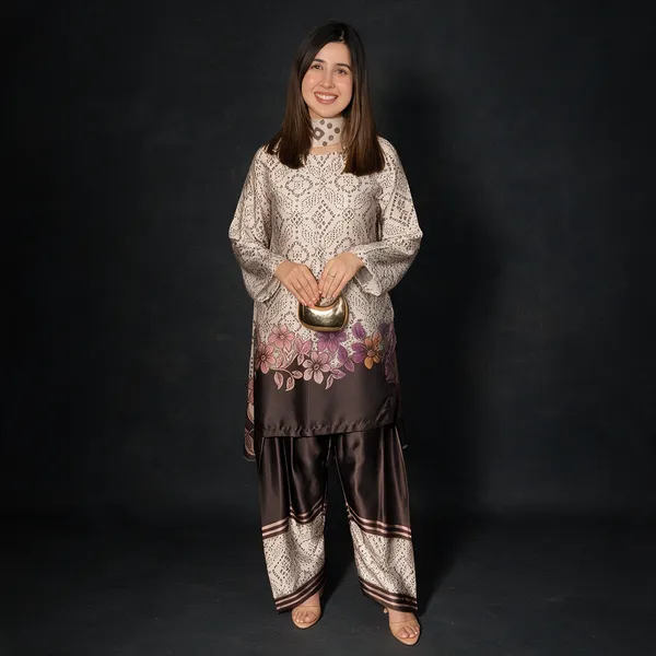 Cream_Black_Natural_Crepe_Farshi_Geometric_Printed_Kurta_Set_For_Women