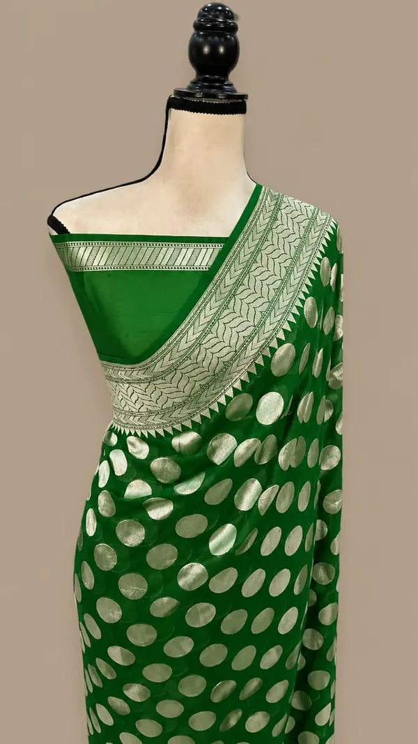 Green_Banarasi_Silk_Sarees_Banarasi_Katan_Silk_Sarees_With_Almond_Zari_Weaving_Circle_Design