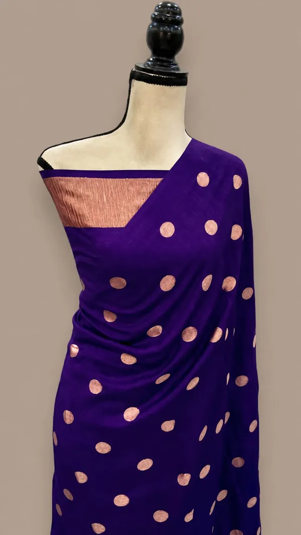 Purple_Woven_Fabric_Polka_Dot_Saree_For_Women