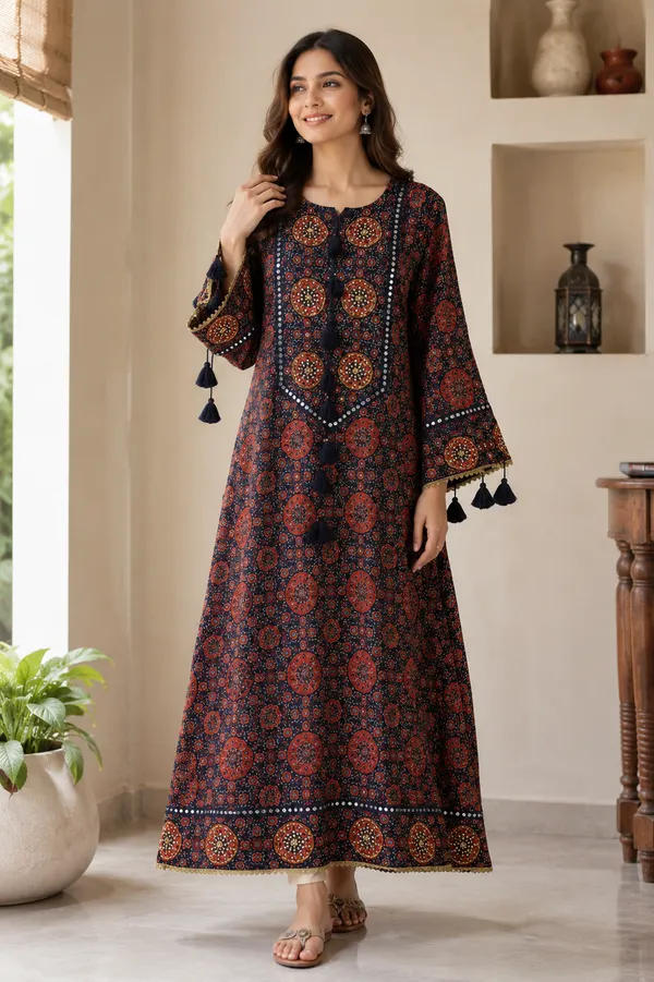 Maroon_Natural_Crepe_Straight_Paisley_Salwar_Suit_Set_For_Women