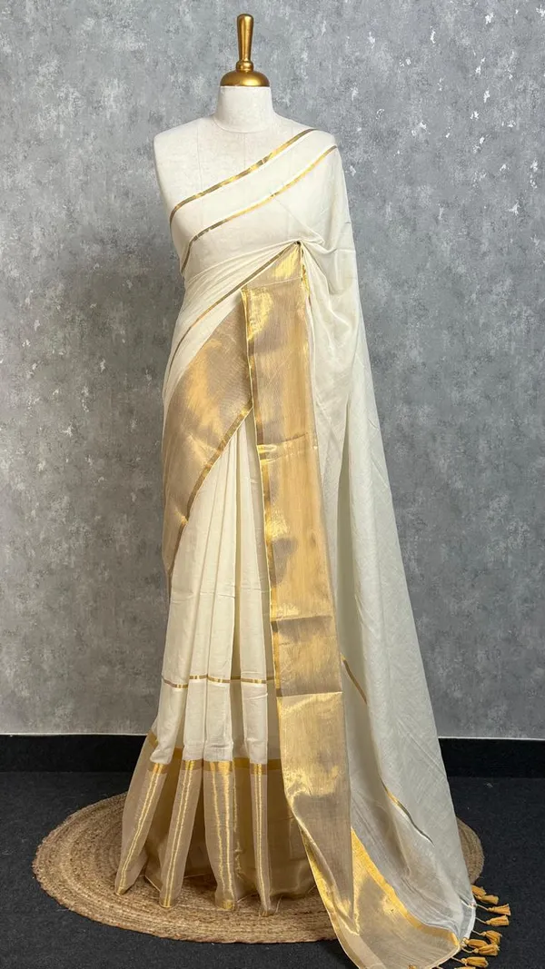 Off_White_Mul_Cotton_Saree_With_Blouse
