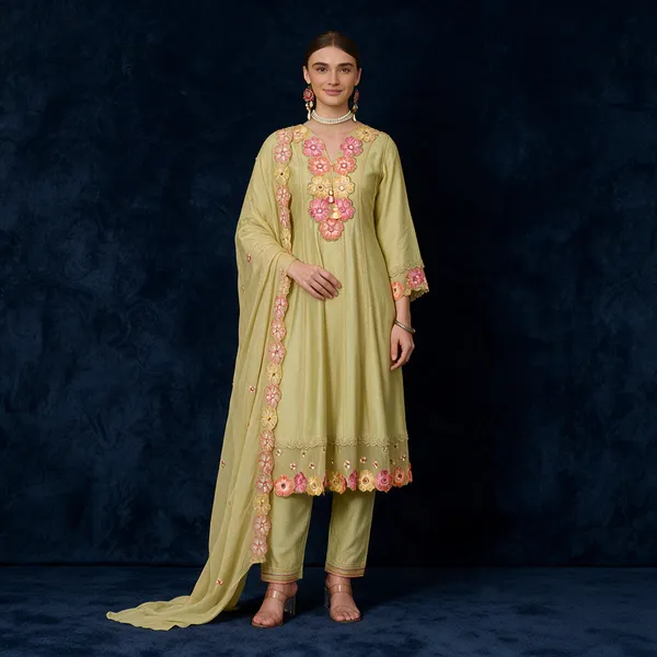 Green_Natural_Crepe_Anarkali_Floral_Embroidered_Kurta_Set_For_Women