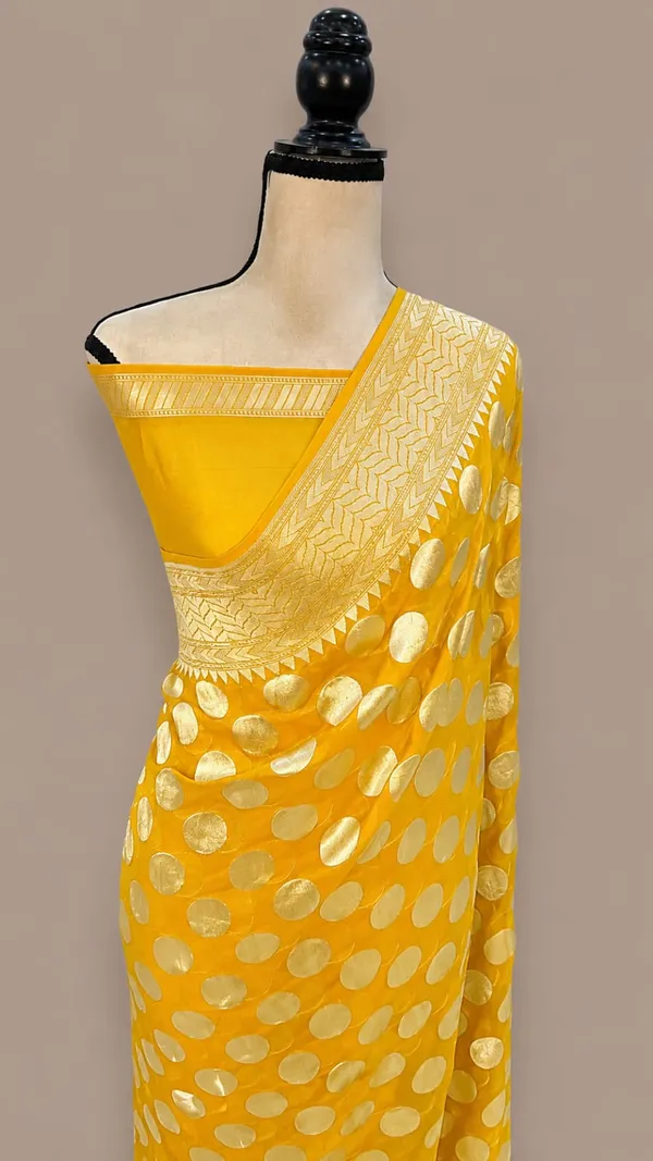 Yellow_Banarasi_Silk_Sarees_Banarasi_Katan_Silk_Sarees_With_Almond_Zari_Weaving_Circle_Design