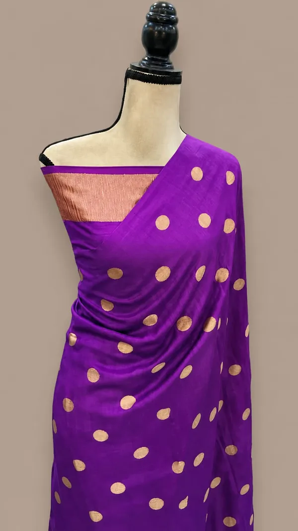 Purple_Woven_Polka_Dot_Saree_For_Women